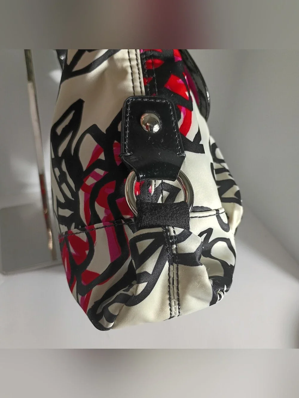 COACH DAISY FLORAL GRAFFITI CROSS BODY PURSE W MATCHING WALLET - Picture 11 of 17